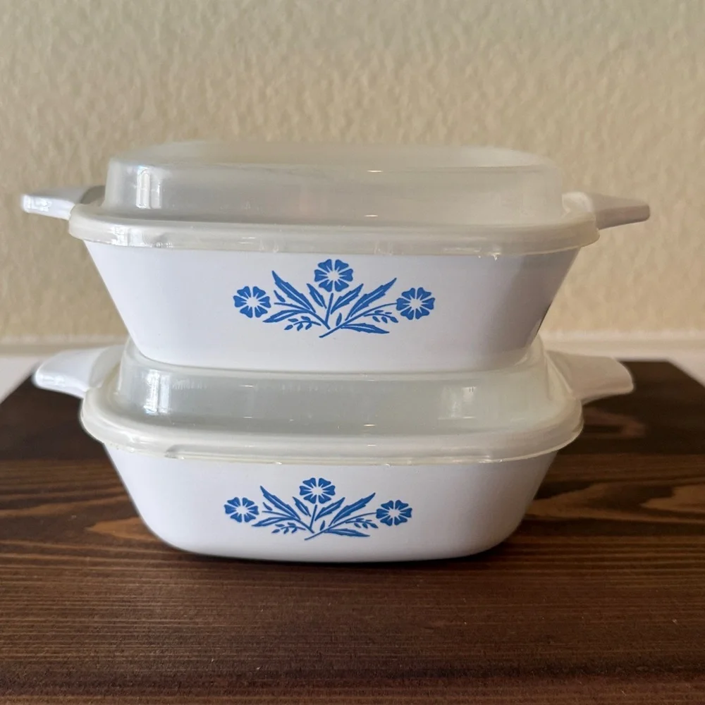 Vintage Corning ware Cornflower Petite Pan with lids Set of 2